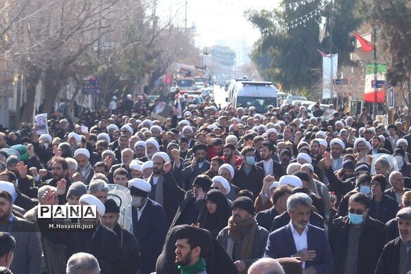مراسم تشییع پیکر پاک شهید علیرضا بادرام