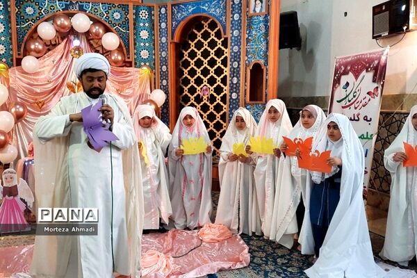 جشن تکلیف دانش‌آموزان مدرسه ام البنین ۱ در امامزاده عبدالله شهرری