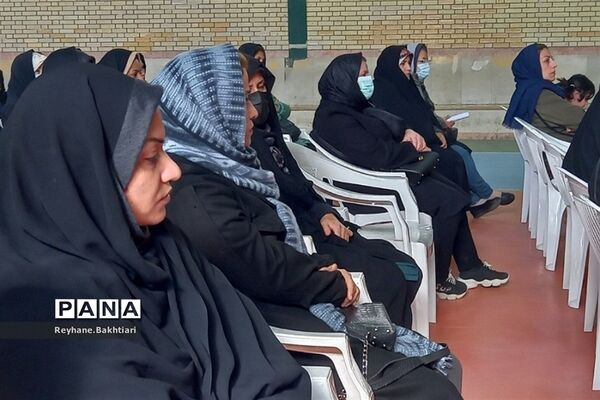 جلسه آموزش خانواده در پاکدشت