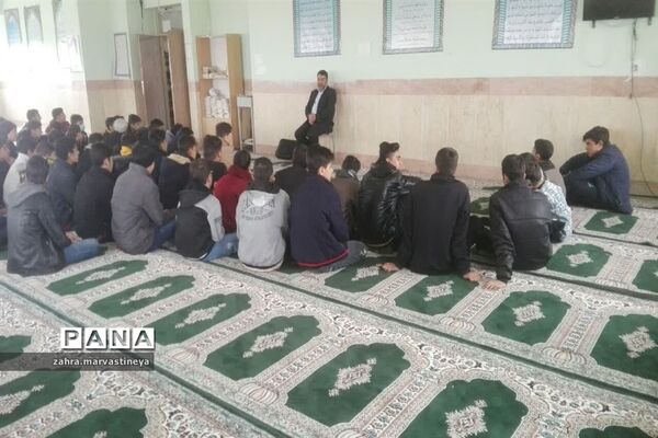 حضور مشاورین آستان قدس رضوی در مروست