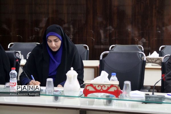 کار گروه ترویج فرهنگ ایثار و شهادت اداره کل آموزش و پرورش استان بوشهر