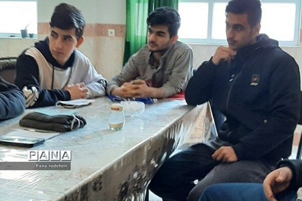 برگزاری جلسات اتحادیه انجمن‌های اسلامی در دبیرستان دارالفنون رودهن