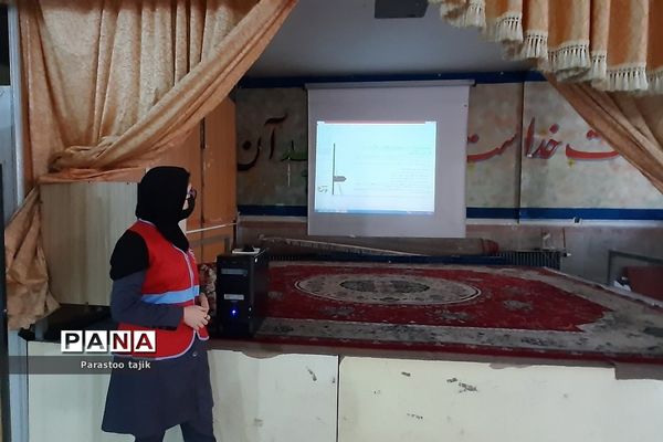 کارگاه آموزشی پیشگیری از بیماری‌های واگیر وغیر واگیر در بهارستان 2