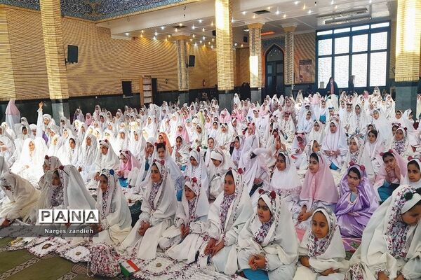 برگزاری جشن تکلیف دانش‌‌‌آموزان دختر در ملارد
