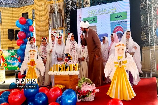 برگزاری جشن تکلیف دانش‌‌‌آموزان دختر در ملارد