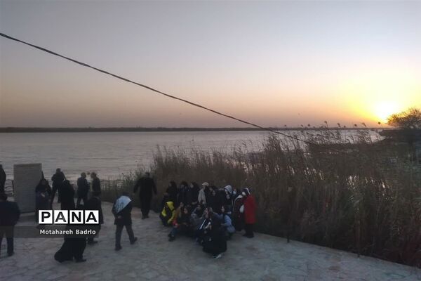 بازدید دانش‌آموزان مراکزاستعدادهای درخشان از مناطق عملیاتی جنوب
