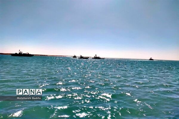بازدید دانش‌آموزان مراکزاستعدادهای درخشان از مناطق عملیاتی جنوب