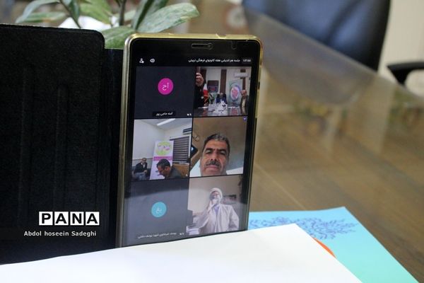 جلسه هم اندیشی مدیران و کارشناسان کانون های فرهنگی تربیتی سراسر استان بوشهر