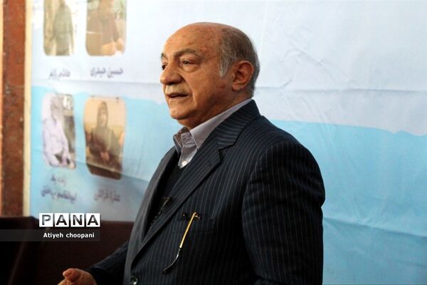 اکران ۱۰ مستند تلویزیونی خیرین مدرسه ساز شهر تهران