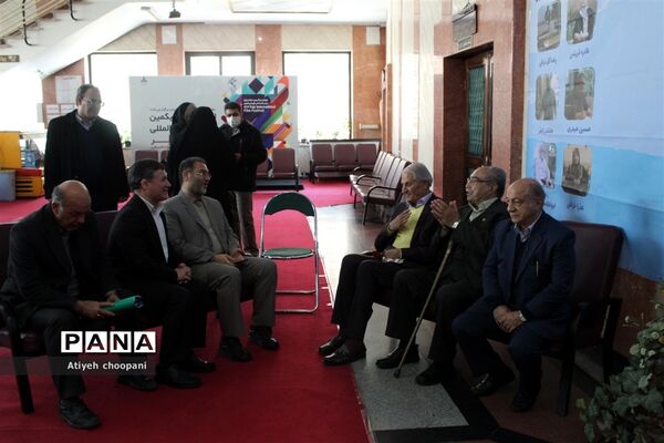 اکران ۱۰ مستند تلویزیونی خیرین مدرسه ساز شهر تهران
