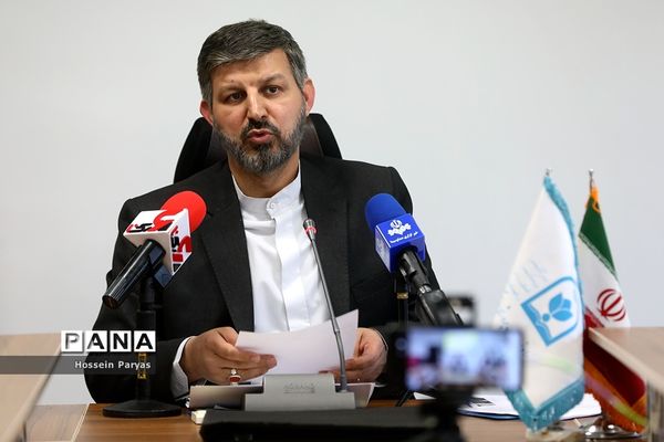 نشست خبری معاون پرورشی و فرهنگی وزیر آموزش و پرورش با اصحاب رسانه