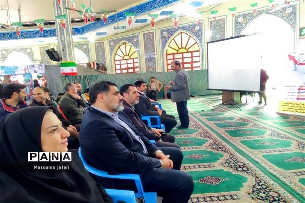 نمایشگاه هفته مشاغل در گلستان