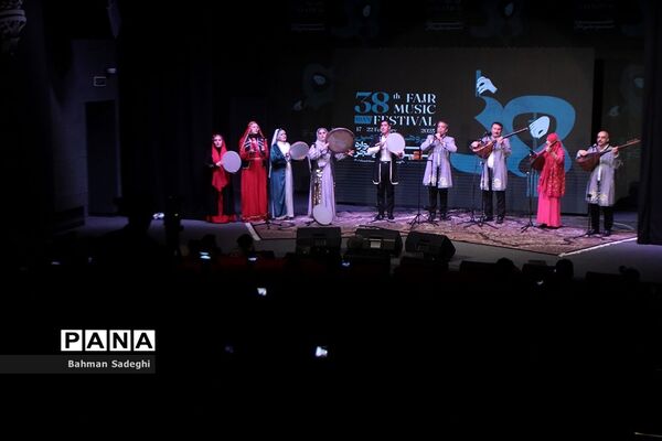 چهارمین روز از سی و هشتمین جشنواره موسیقی فجر