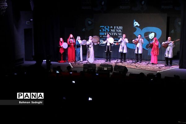 چهارمین روز از سی و هشتمین جشنواره موسیقی فجر