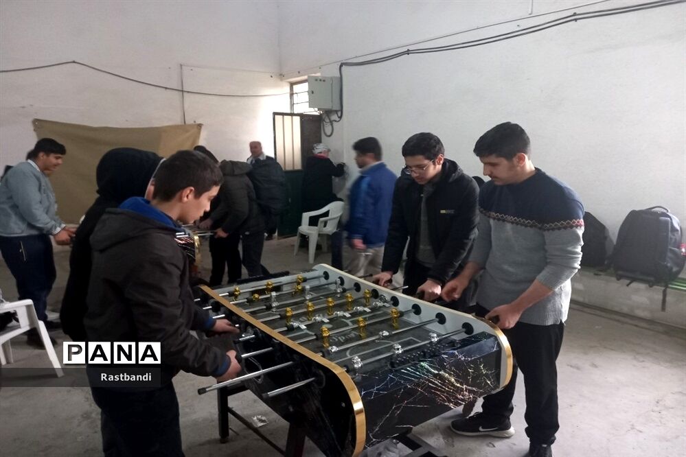 بازی و نشاط دانش‌آموزان در حاشیه اردوی راهیان نور