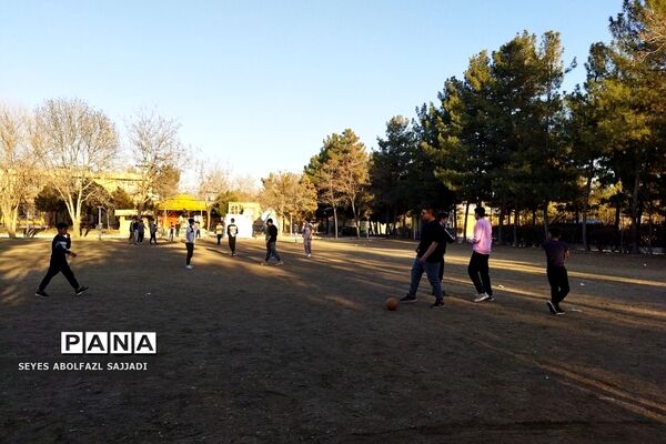 اولین روز از اردوی دانش‌آموزان زیارت اولی شهرستان‌های تهران