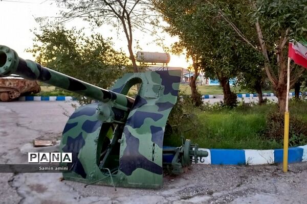 حضور دانش‌آموزان دختر رودهن در اردوگاه شهید  رستگار در اردوی راهیان نور