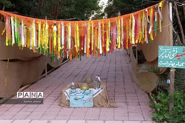 حضور دانش‌آموزان دختر رودهن در اردوگاه شهید  رستگار در اردوی راهیان نور