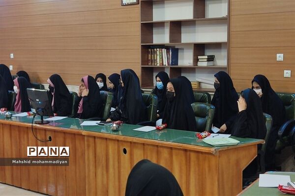 جلسه توجیهی مسابقات قرآن، عترت و نماز دانش‌آموزان برگزیده شهرستان خرّم بید
