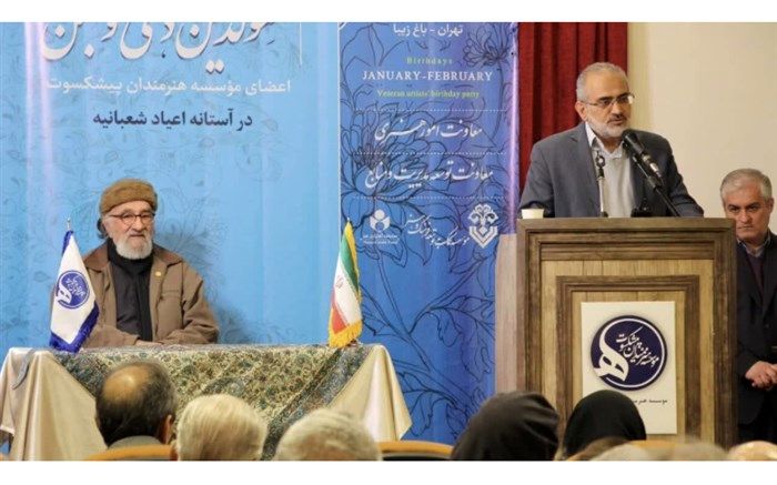 بیش از این باید به اهالی هنر توجه کرد