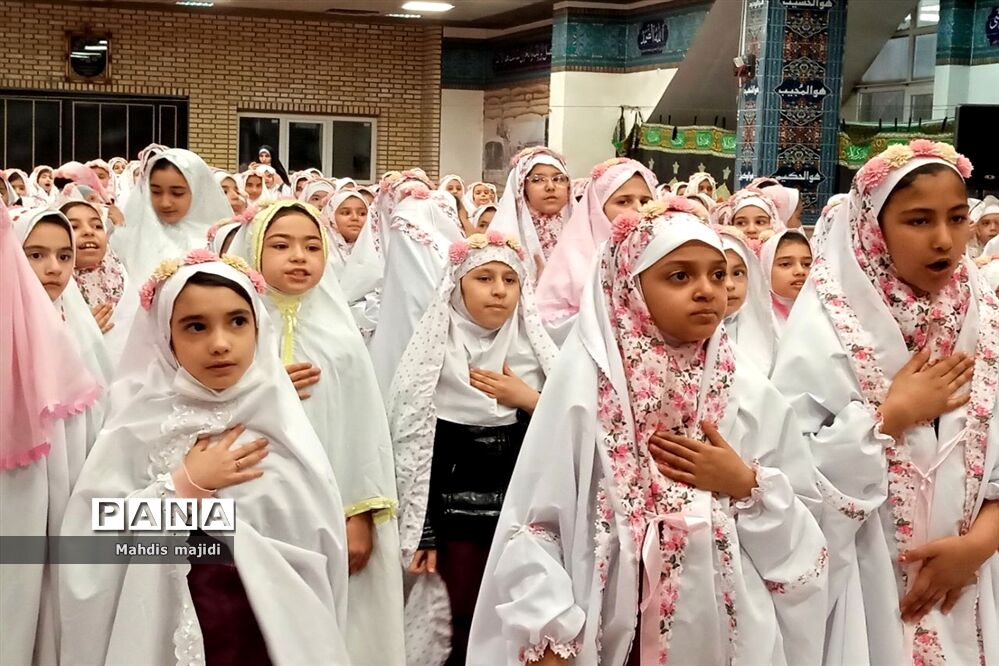 برگزاری جشن نومکلفان مدرسه حضرت زینب(۱) ملارد