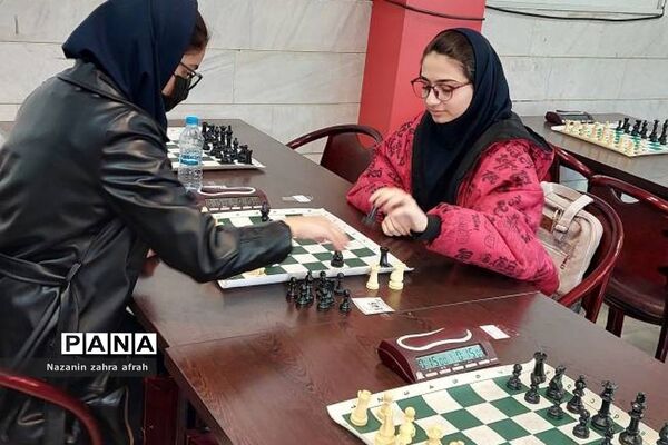 حضور موفق دانش‌آموزان مدرسه فرزانگان رودهن در مسابقات شطرنج مدارس سمپاد استان تهران