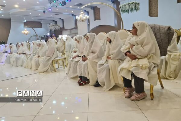 مراسم جشن تکلیف دانش‌آموزان منطقه احمدآباد مستوفی