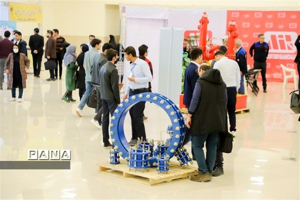 افتتاح نمایشگاه تخصصی صنعت آب در دانشگاه بیرجند