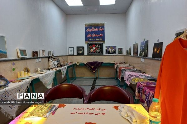 افتتاحیه  نمایشگاه صنایع دستی و عفاف و حجاب در شهرستان  قرچک