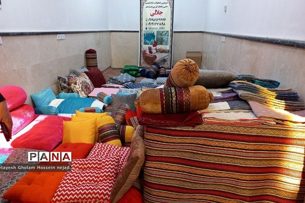 افتتاحیه  نمایشگاه صنایع دستی و عفاف و حجاب در شهرستان  قرچک