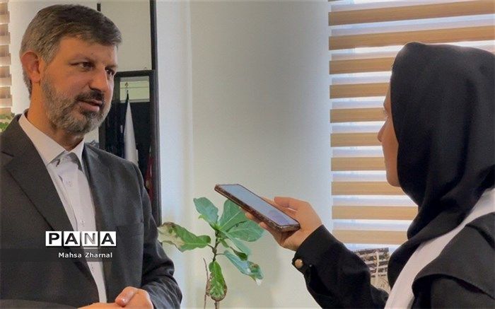 کانون‌ها، موقعیتی غیررسمی و جذاب‌تر از موقعیت‌های رسمی آموزش هستند