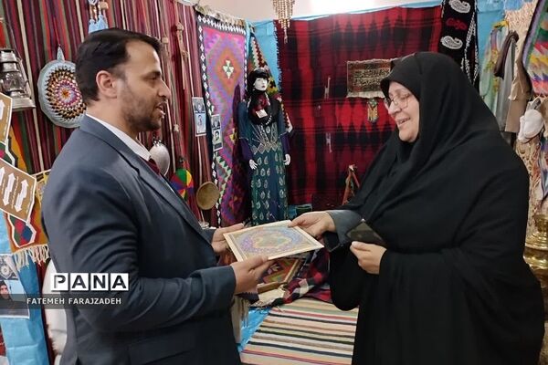 تقدیر مدیر اداره آموزش و پرورش فشافویه از برگزارکنندگان جشنواره‌ اقوام ایرانی