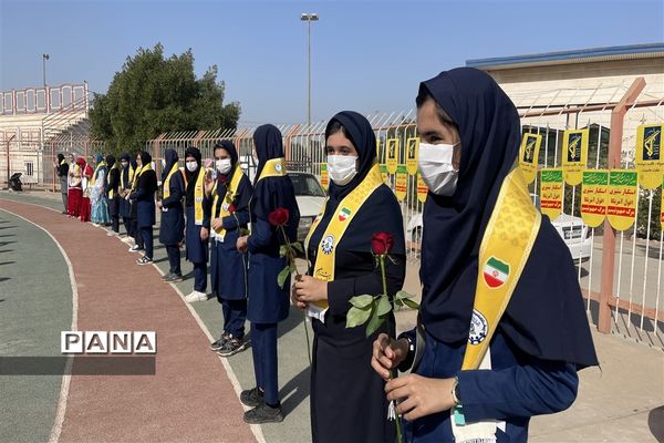تداوم انقلاب با مانور بزرگ یاوران انقلاب پیشتاز ناحیه یک اهواز