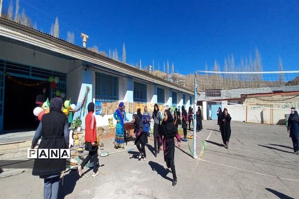 برگزاری المپیاد ورزشی درون مدرسه‌ای در بلده