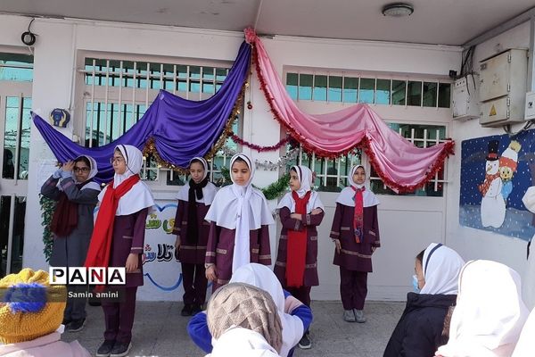 برگزاری اعیاد شعبانیه در مدارس رودهن