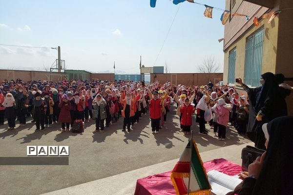 برگزاری اعیاد شعبانیه در مدارس رودهن