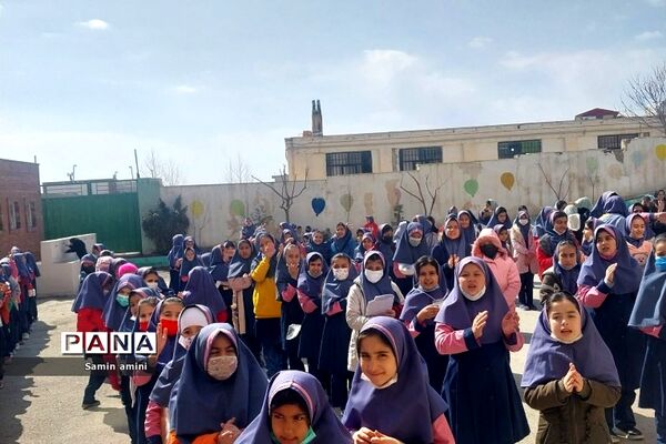 برگزاری اعیاد شعبانیه در مدارس رودهن