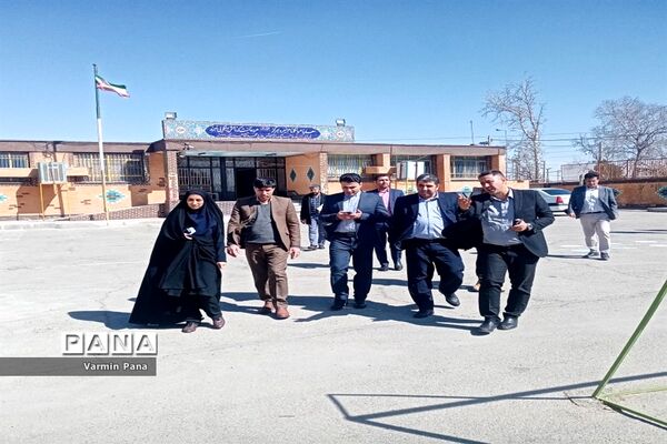 بازدید معاون تربیت بدنی  شهرستان های استان تهران از مدارس شهرستان ورامین