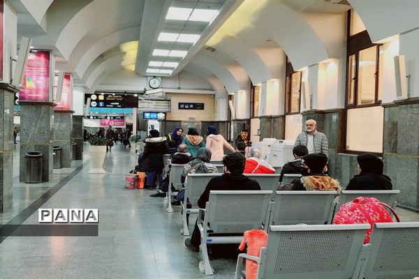 اعزام دانش‌آموزان دختر البرزی به اردوی زیارت اولی مشهد مقدس