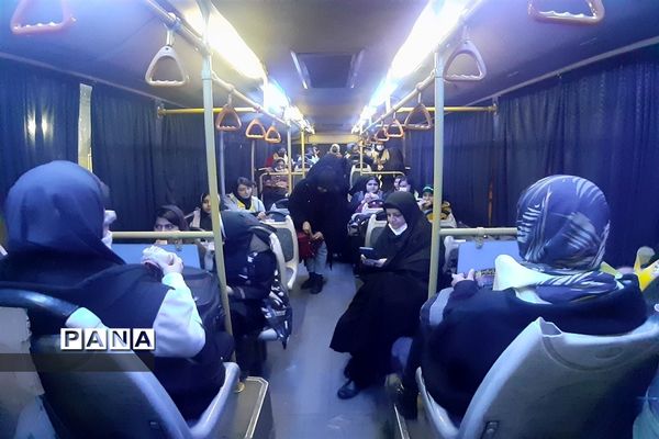 اعزام دانش‌آموزان دختر البرزی به اردوی زیارت اولی مشهد مقدس