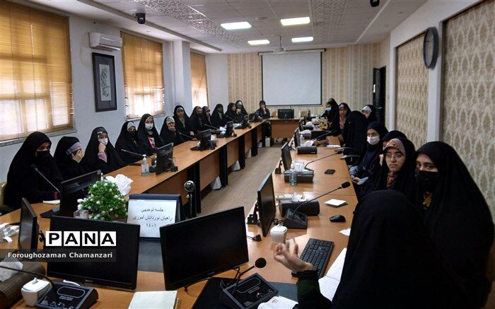 برگزاری جلسه توجیهی کاروان راهیان نور