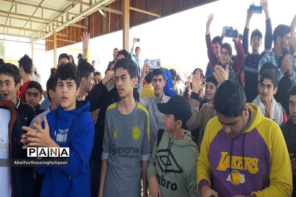 اعزام  دانش‌آموزان سمپادی شهرستان دزفول به اردوی پیشرفت نورانی