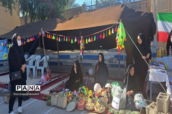 برپایی بازارچه کسب و کار دانش‌آموزی در آموزشگاه فضیلت شوشتر