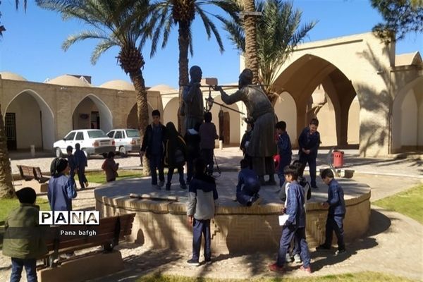 بازدید از بافت تاریخی شهرستان بافق