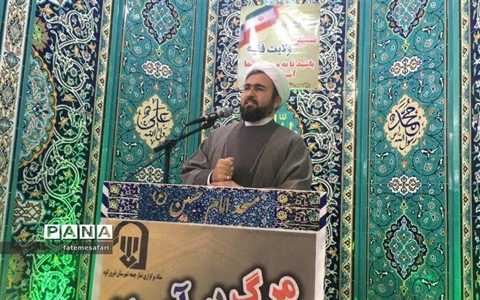 ارتباط وثیقی بین رسالت پاسداران با مکتب امام حسین ( ع) وجود دارد