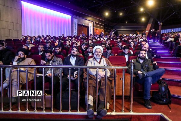 چهاردهمین رویداد نوآوری‌های آموزشی چهارسوق