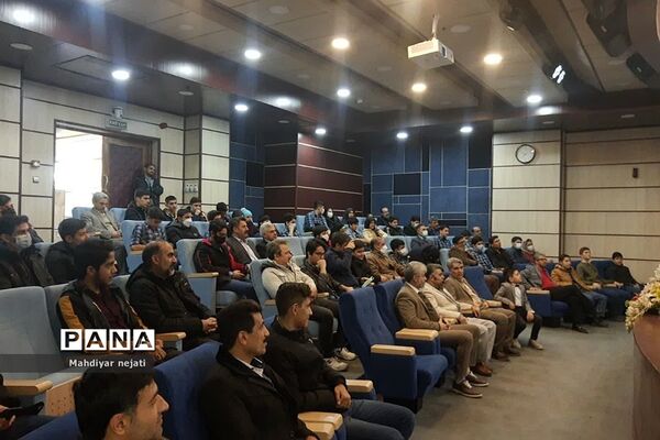 برگزاری نشست‌هایی صمیمانه با اولیای دانش‌آموزان در دبیرستان شهید بهشتی رودهن
