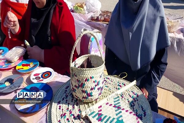 برپایی بازارچه محلی به‌مناسبت هفته معرفی مشاغل در مدارس شادگان