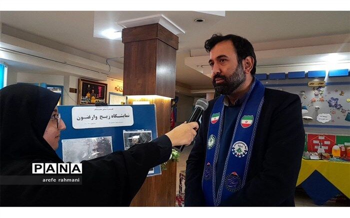 برگزاری نمایشگاه دست‌سازه‌های مهندسی همگام با طرح مفاخر در دبیرستان آرمیتا مصلی‌نژاد