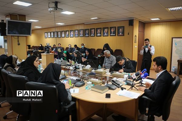 نشست خبری معاون برنامه‌ریزی و توسعه منابع وزرات آموزش و پرورش